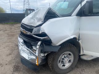 2022 Chevrolet Express Cargo RWD 2500 Regular Wheelbase WT - Primary Damage Left Image